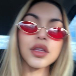 Meet your Posher, Antonette